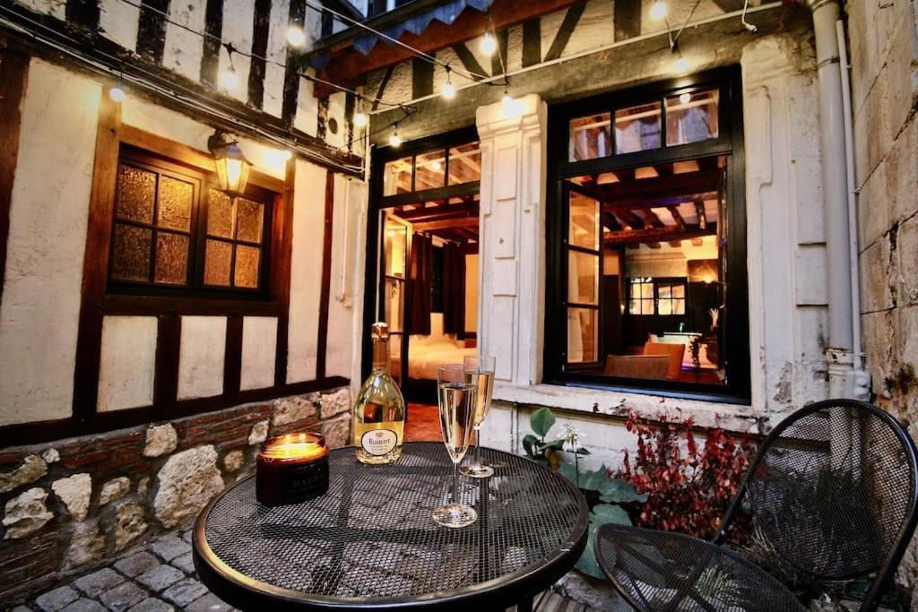 Le Spa Gustave - Sauna, Jacuzzi & Terrasse A Rouen Exterior foto